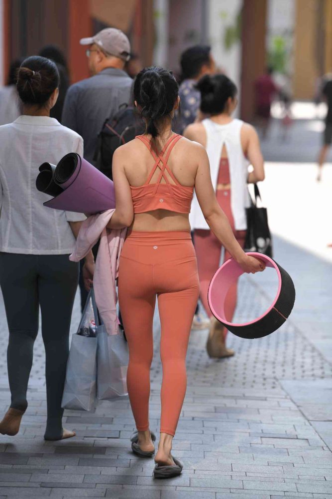 练瑜伽的姑娘【176P】04028-西哈图库