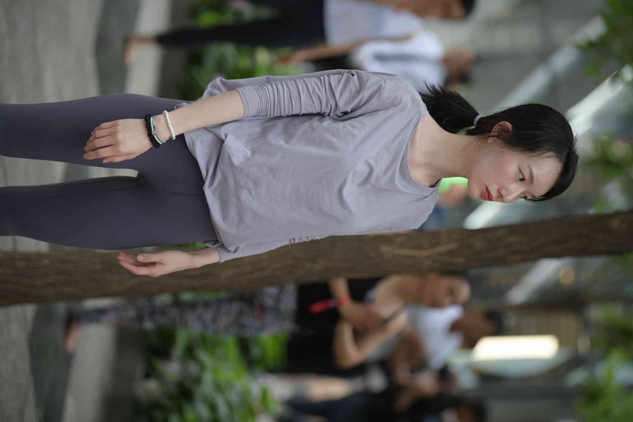 图片[5]-做瑜伽的小女人【75P】04023-西哈图库