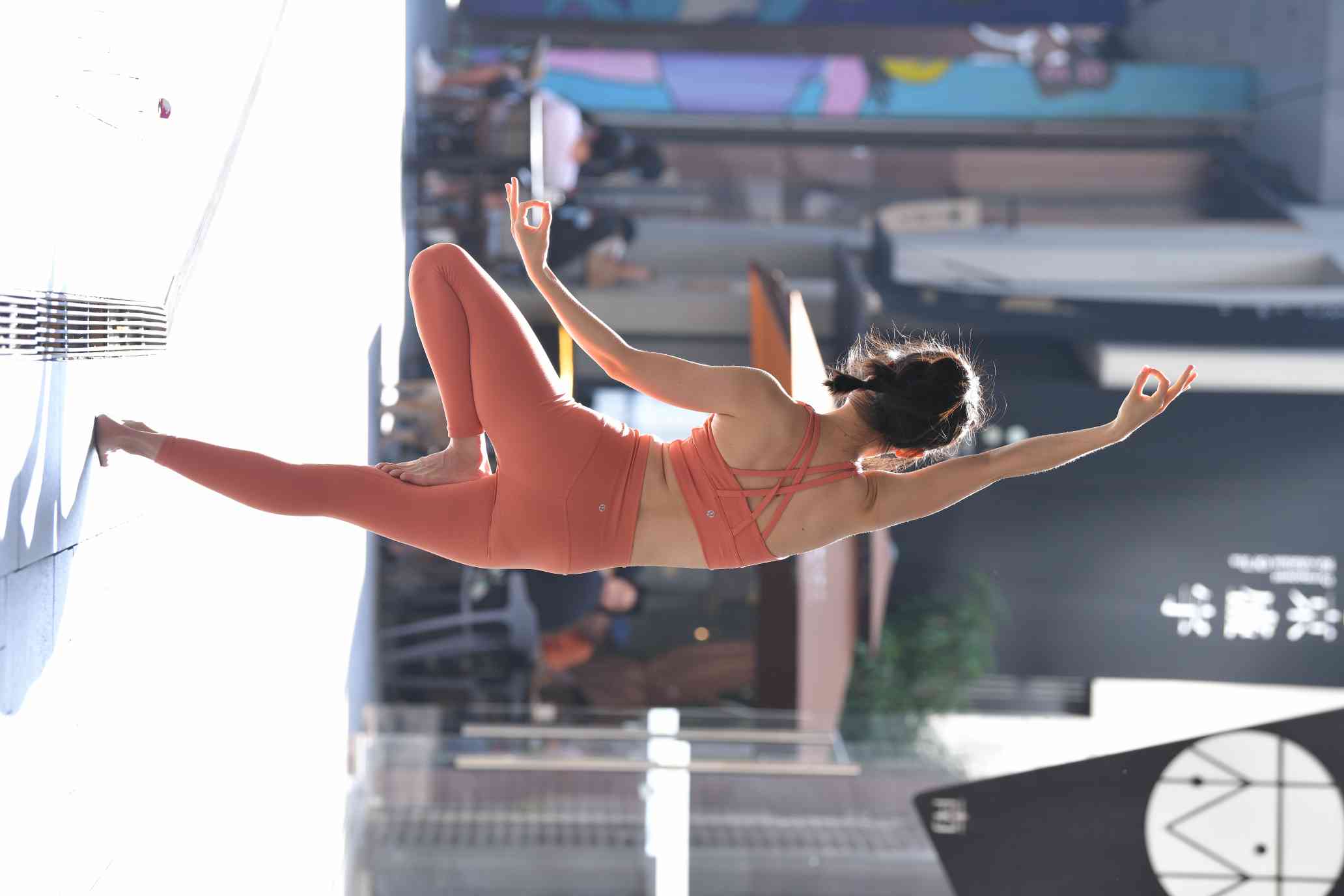 图片[4]-练瑜伽的姑娘【176P】04028-西哈图库