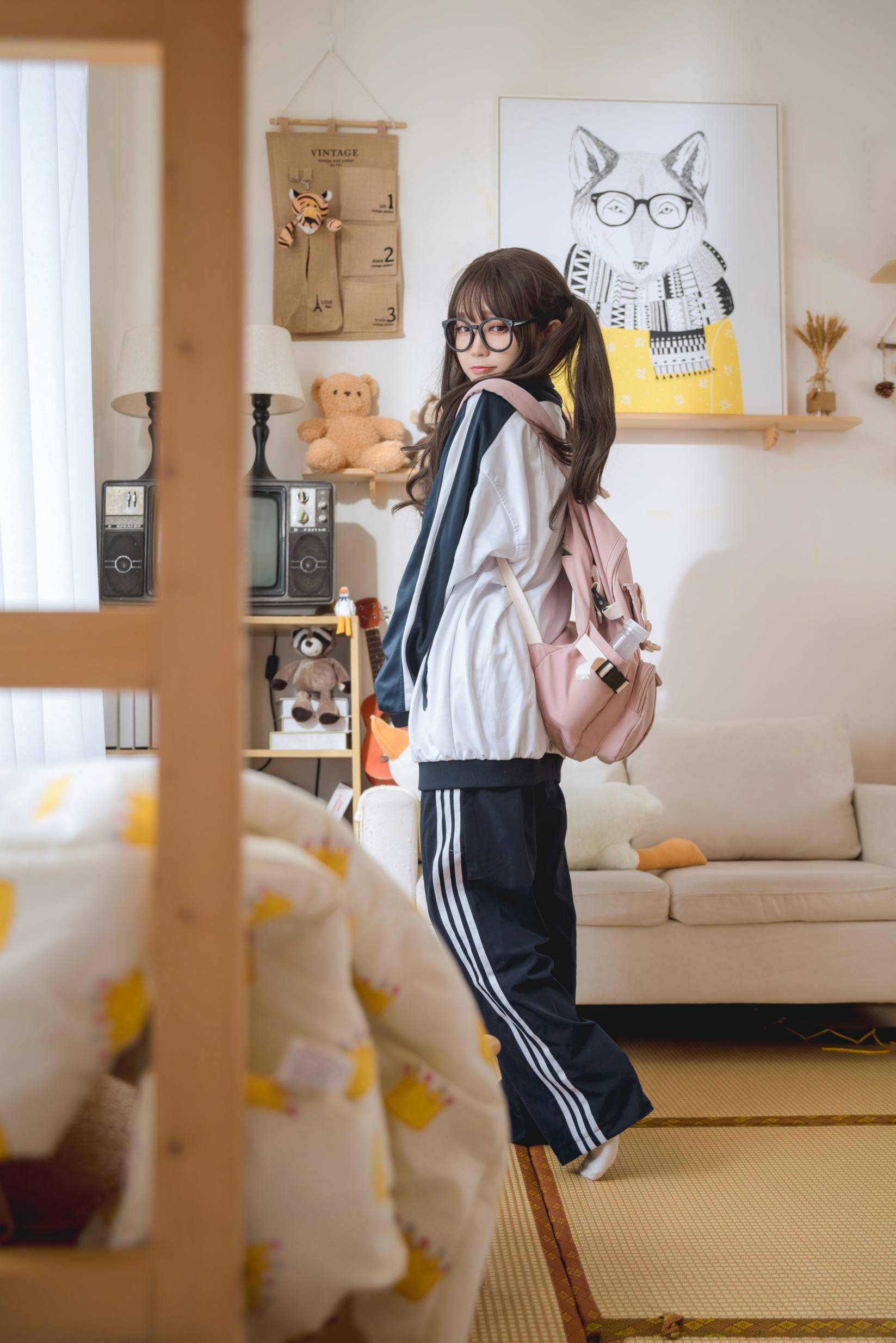 图片[3]-穿校服的双马尾女孩【64P】20010-西哈图库