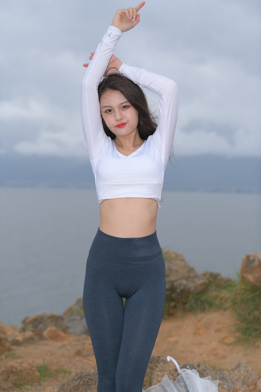 图片[2]-深蓝色瑜伽裤甜美女孩 J1320 514P2V-17.5GB-西哈图库