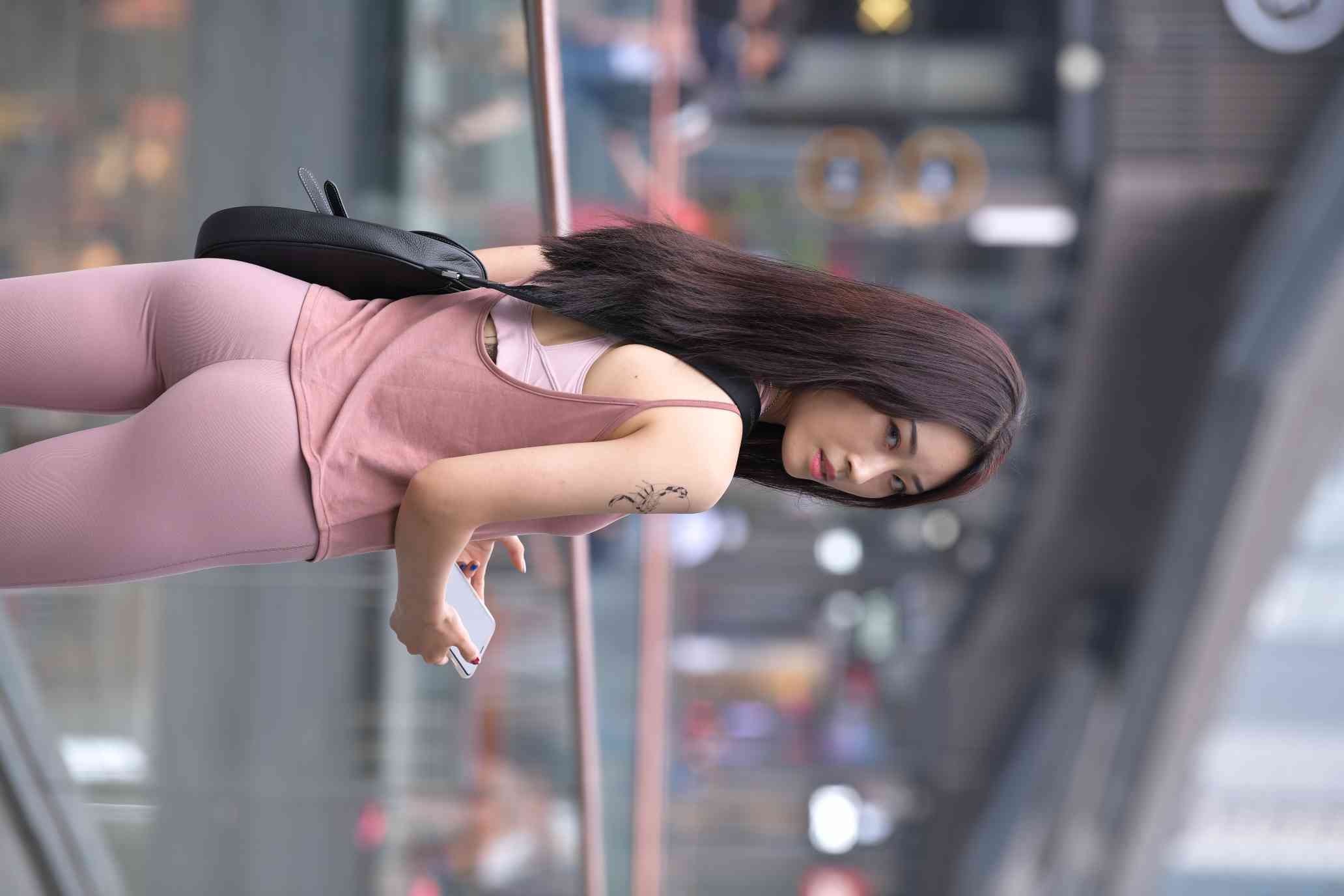 图片[2]-特别哇塞的瑜伽裤女人【217P】04018-西哈图库