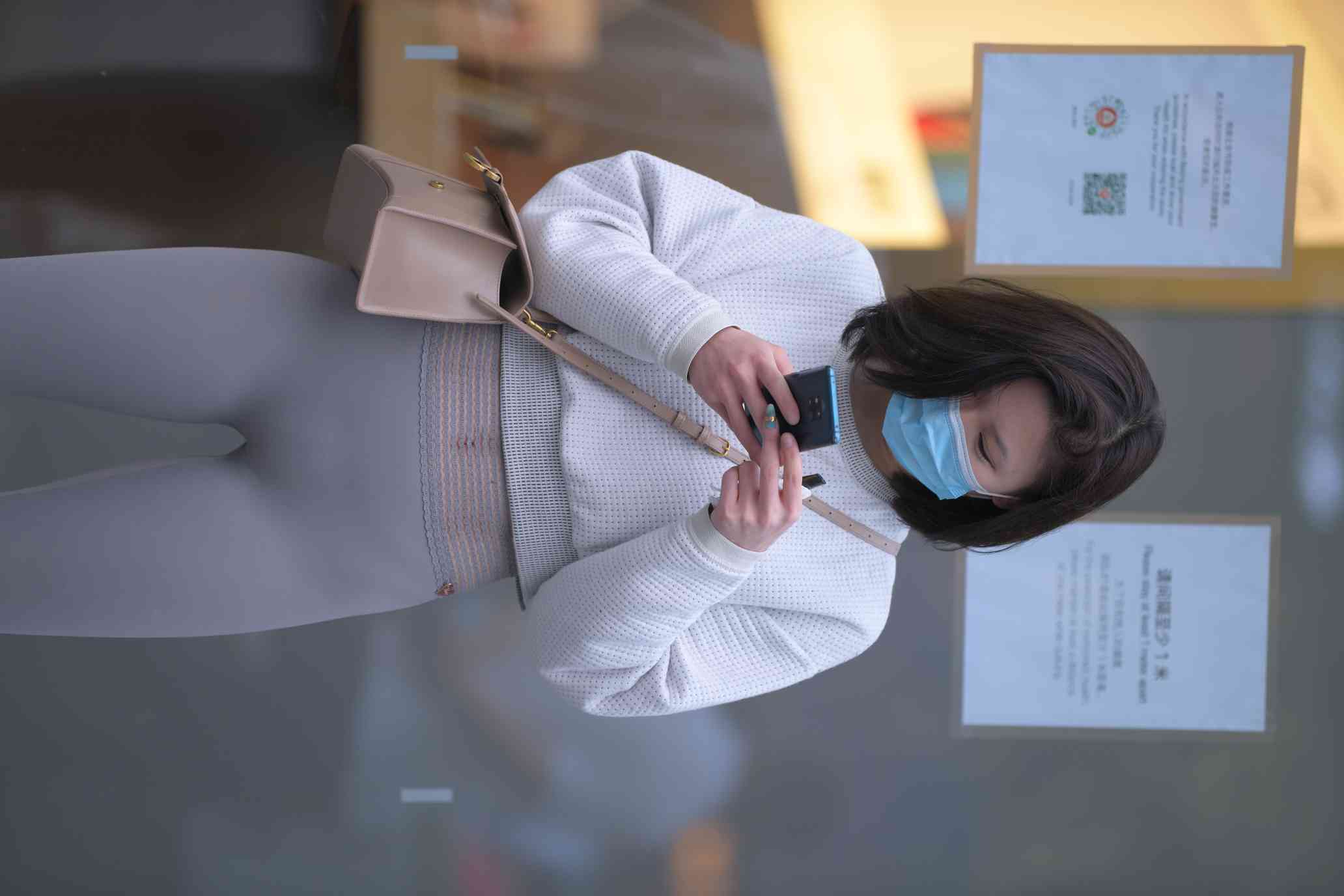 图片[3]-身材很好的短发瑜伽裤姑娘【157P】04015-西哈图库