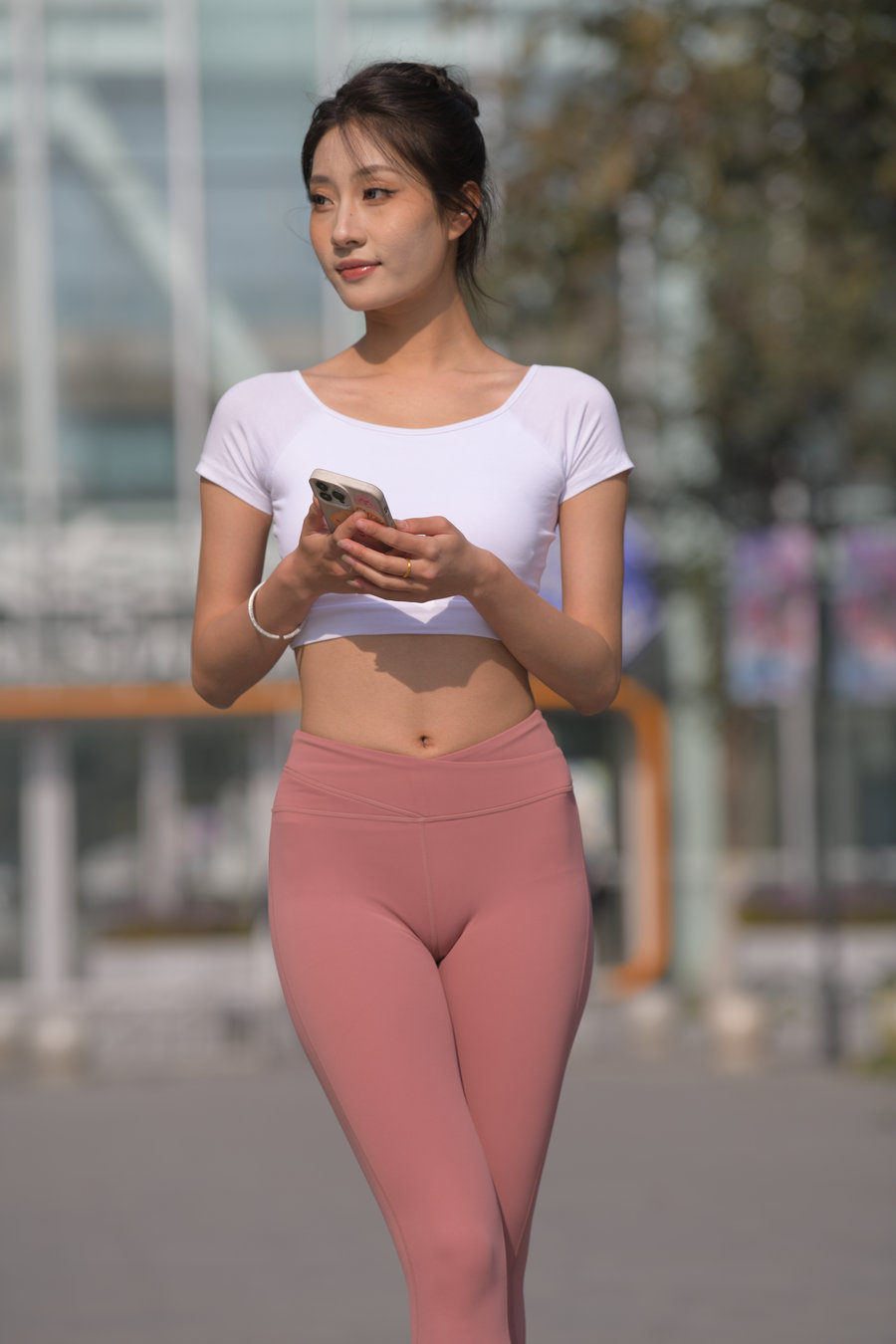 图片[1]-粉红色瑜伽裤女孩J4915 583P1V-26.4GB-西哈图库