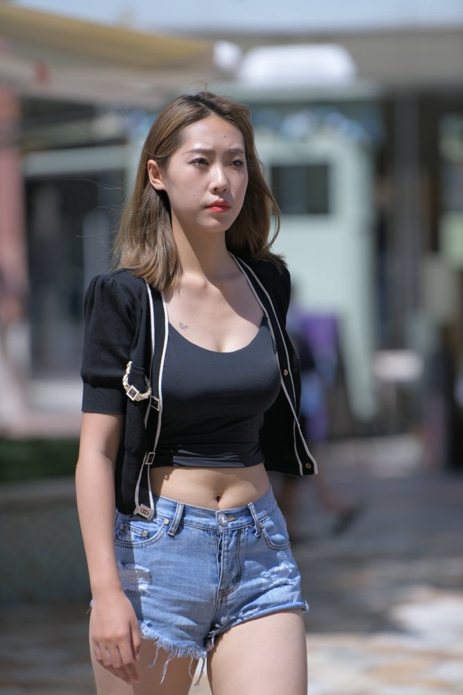 J3207 717P-15.4GB-西哈图库