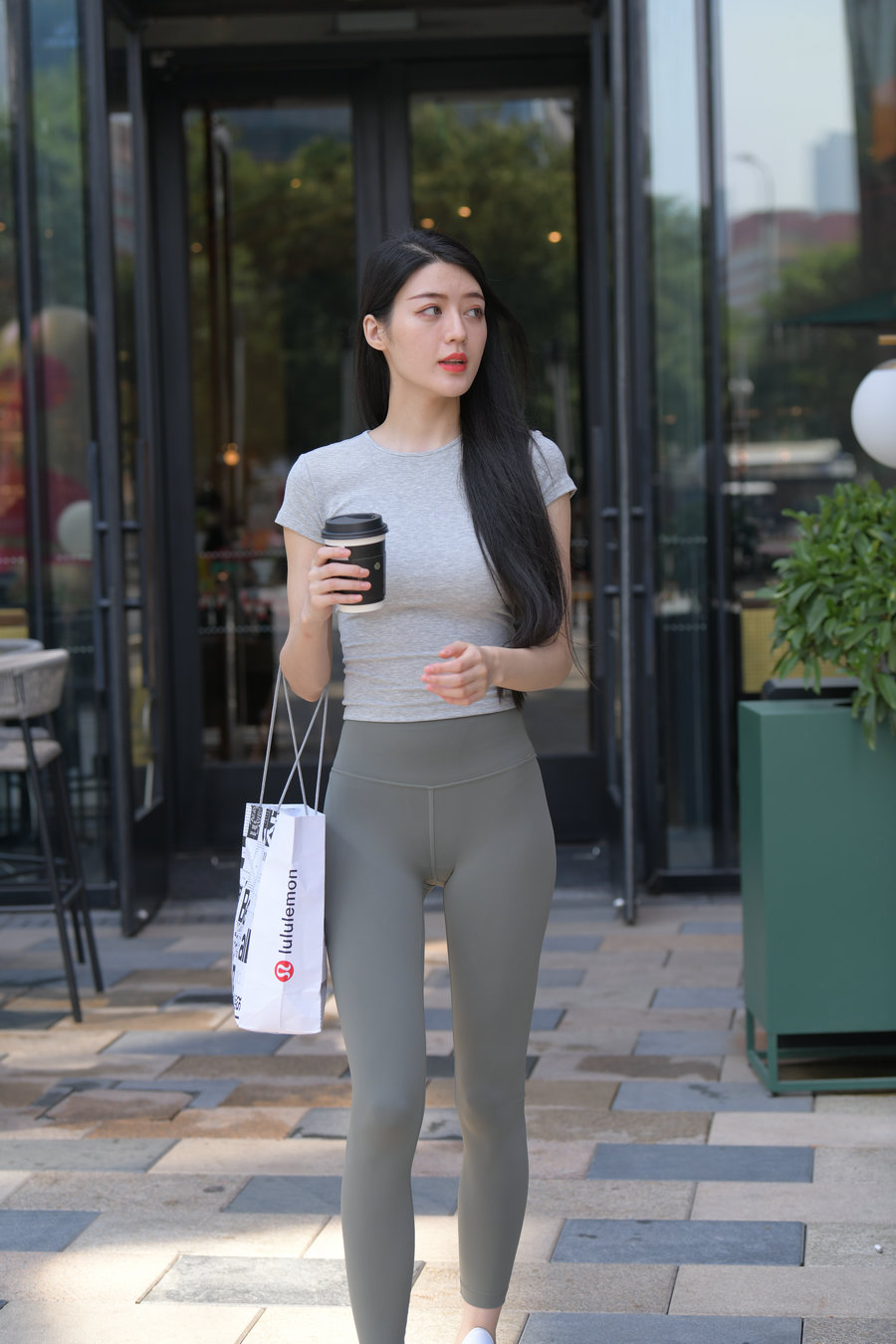 图片[4]-在外面逛街的瑜伽裤女孩J2240 449P1V-16.7GB-西哈图库