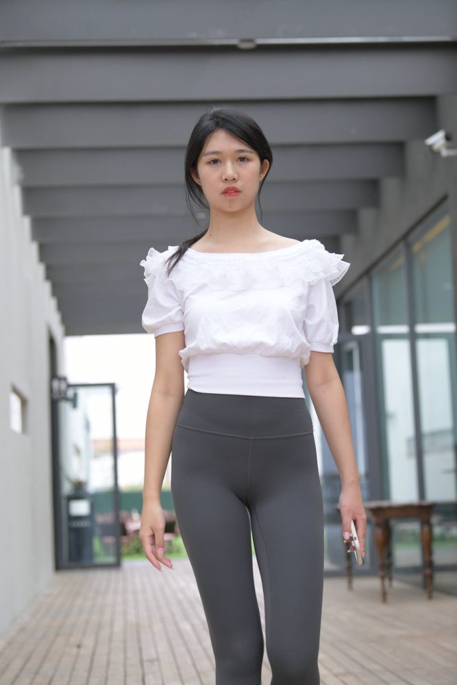 户外瑜伽女孩J3985 709P2V-34.2GB-西哈图库