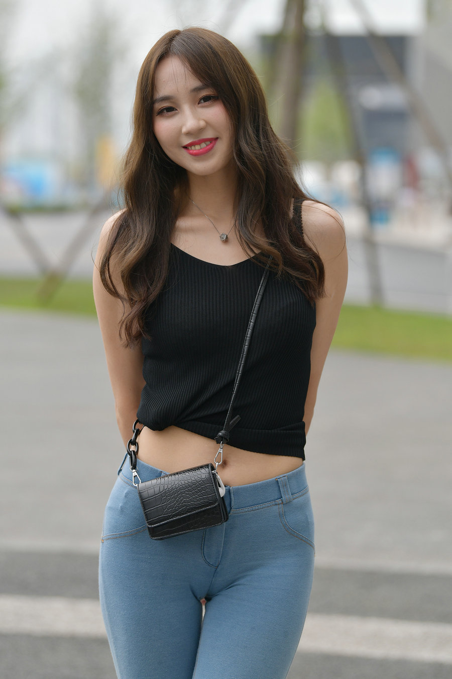 图片[1]-紧身牛仔裤女孩J3808 276P-3.31GB-西哈图库