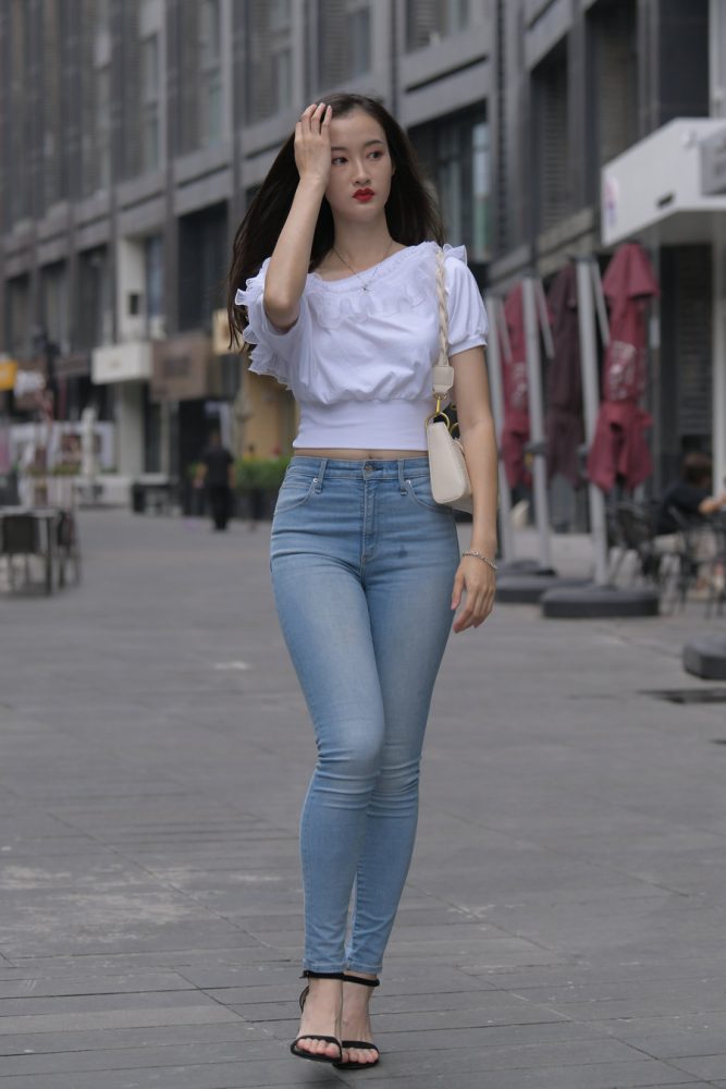 紧身牛仔裤女孩J2177 370P2V-19.4GB-西哈图库