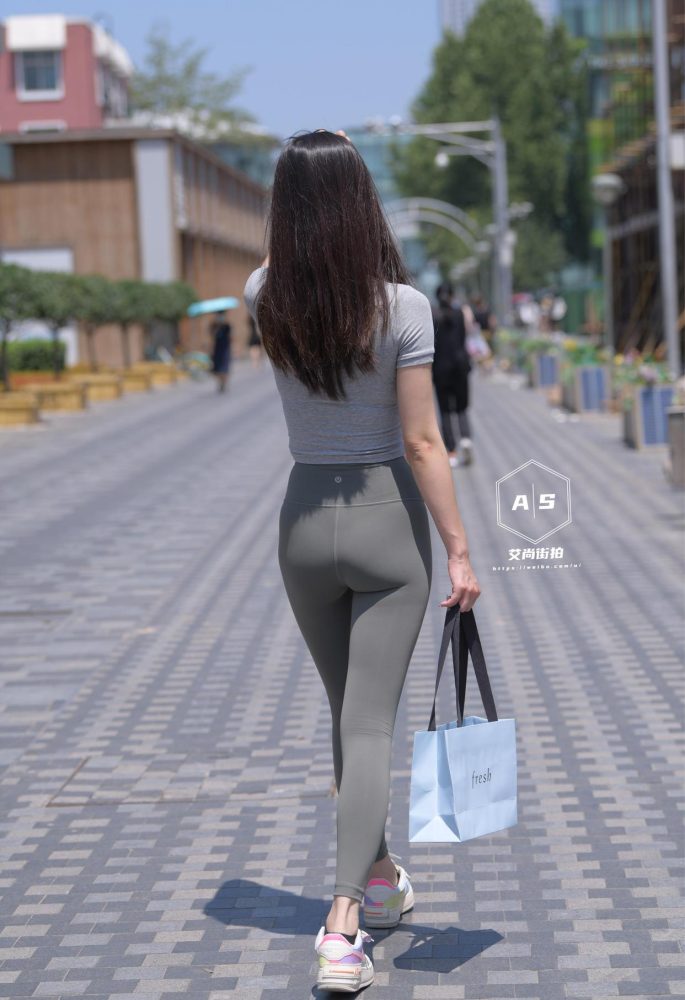 非常漂亮的瑜伽裤女孩J2192 501P1V-15.5GB-西哈图库