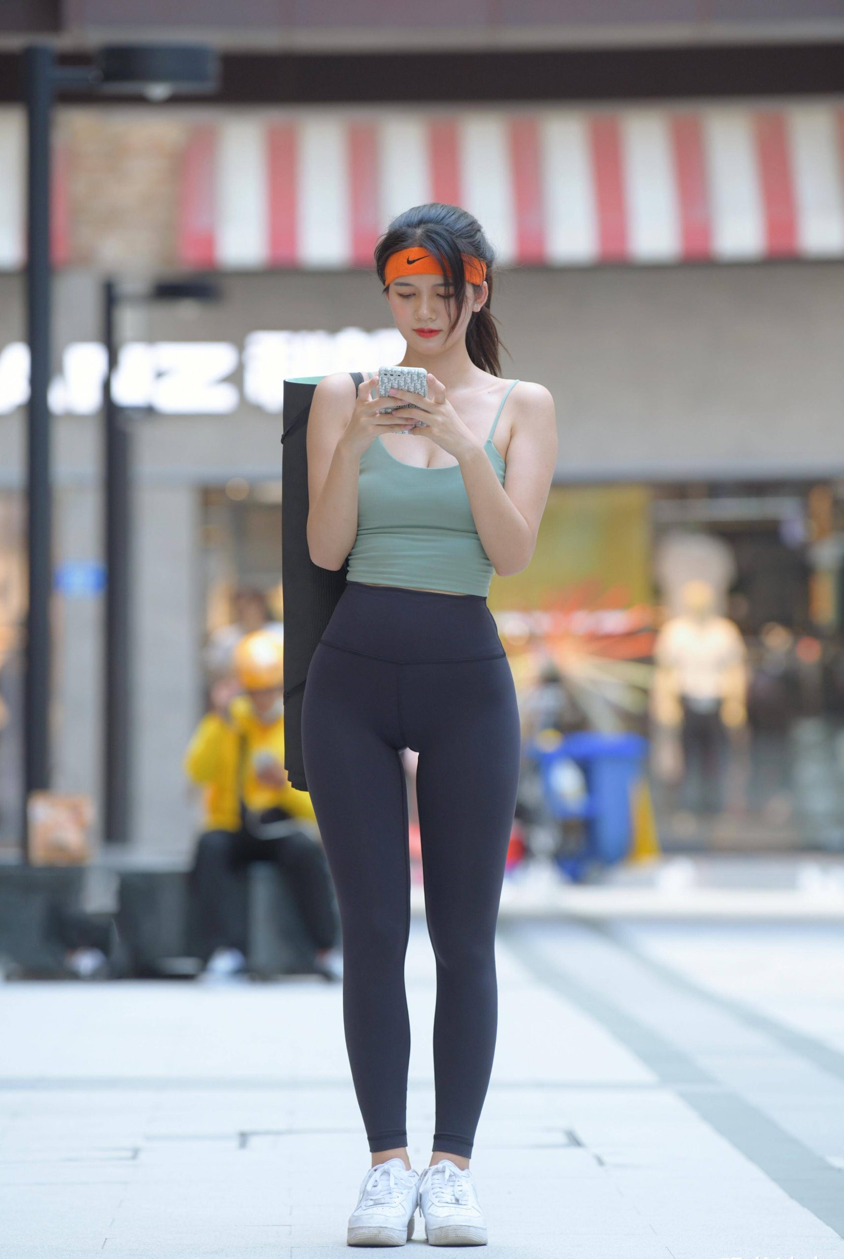 图片[2]-非常酷的瑜伽裤女孩 J1795 899P1V-29.1GB-西哈图库