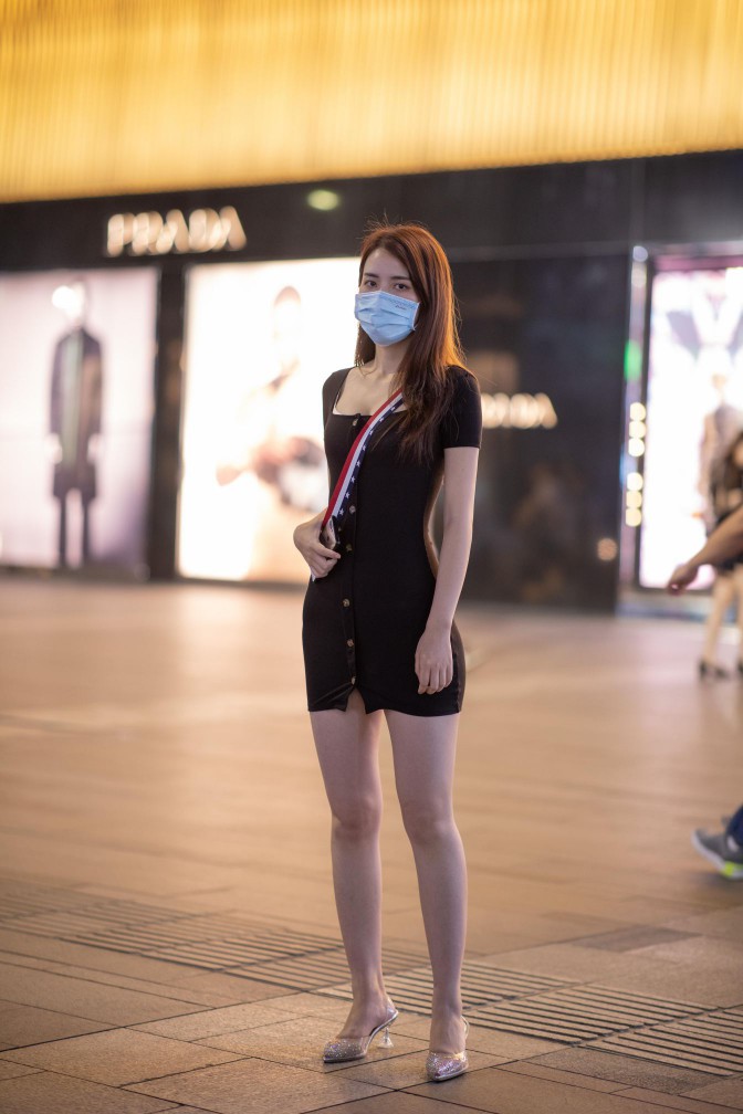 图片[4]-逛商场的黑色包臀裙美丽女孩【385P】00050-西哈图库