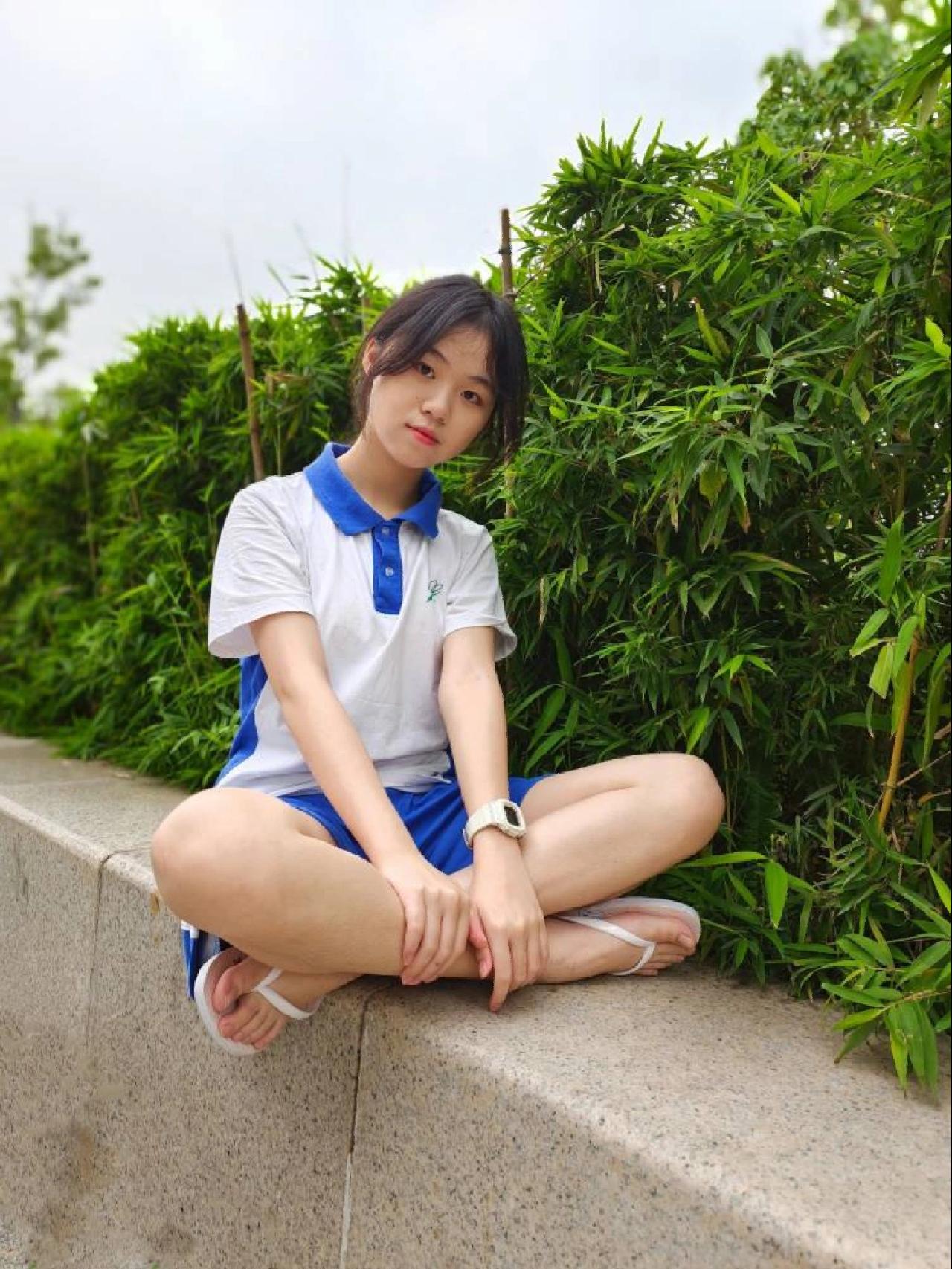 图片[1]-穿校服非常清纯的小姑娘【49P】20003-西哈图库